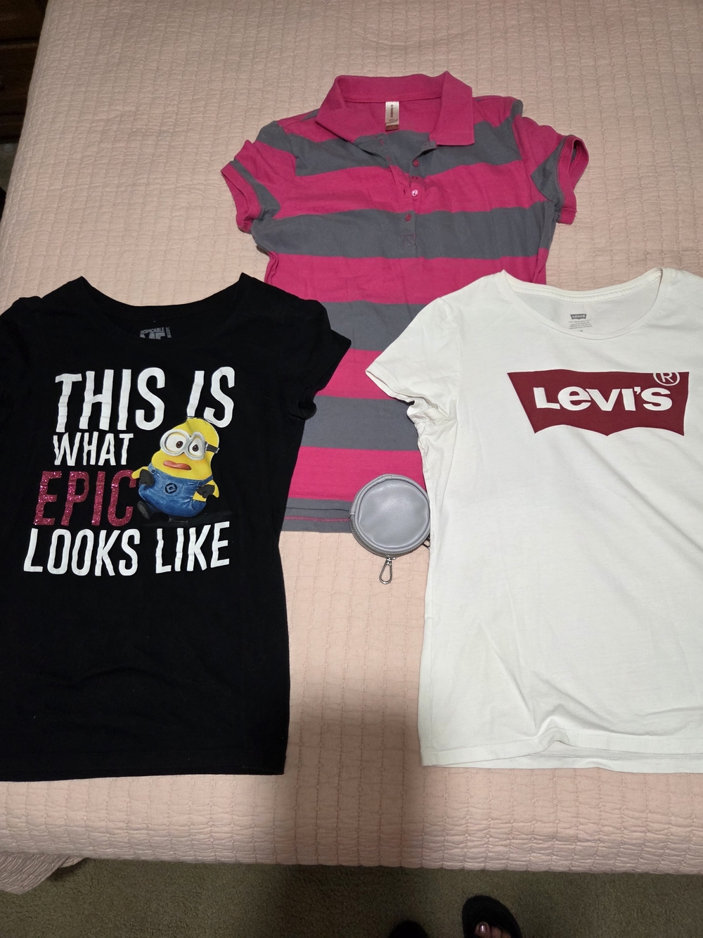 3 Women's Pullover Sweaters + Steve Madden Walled - Levi's & More-Mixed Colors